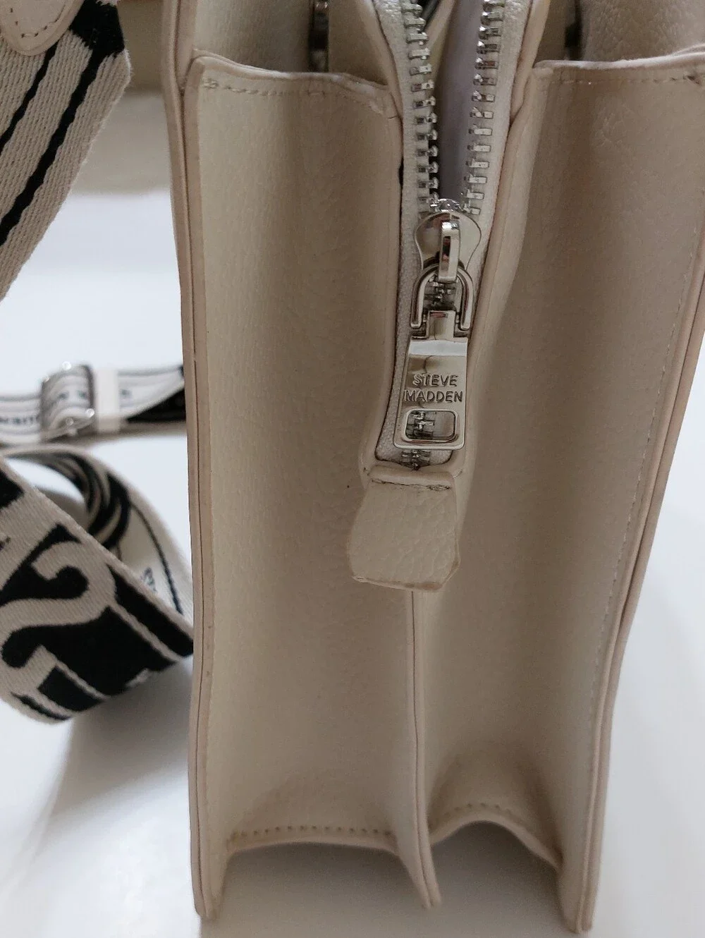 Steve Madden- Satchel.